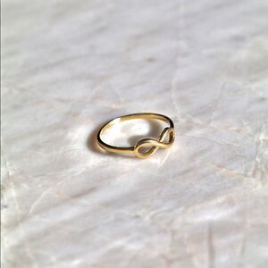 14k real gold infinity ring size 7 perfect gift